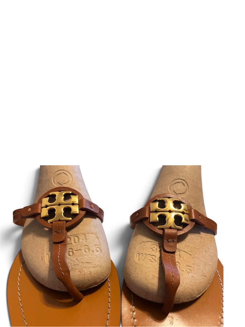 Tory Burch Miller Leather Thong Sandal in Brown with Gold Logo - Picture 5 of 5